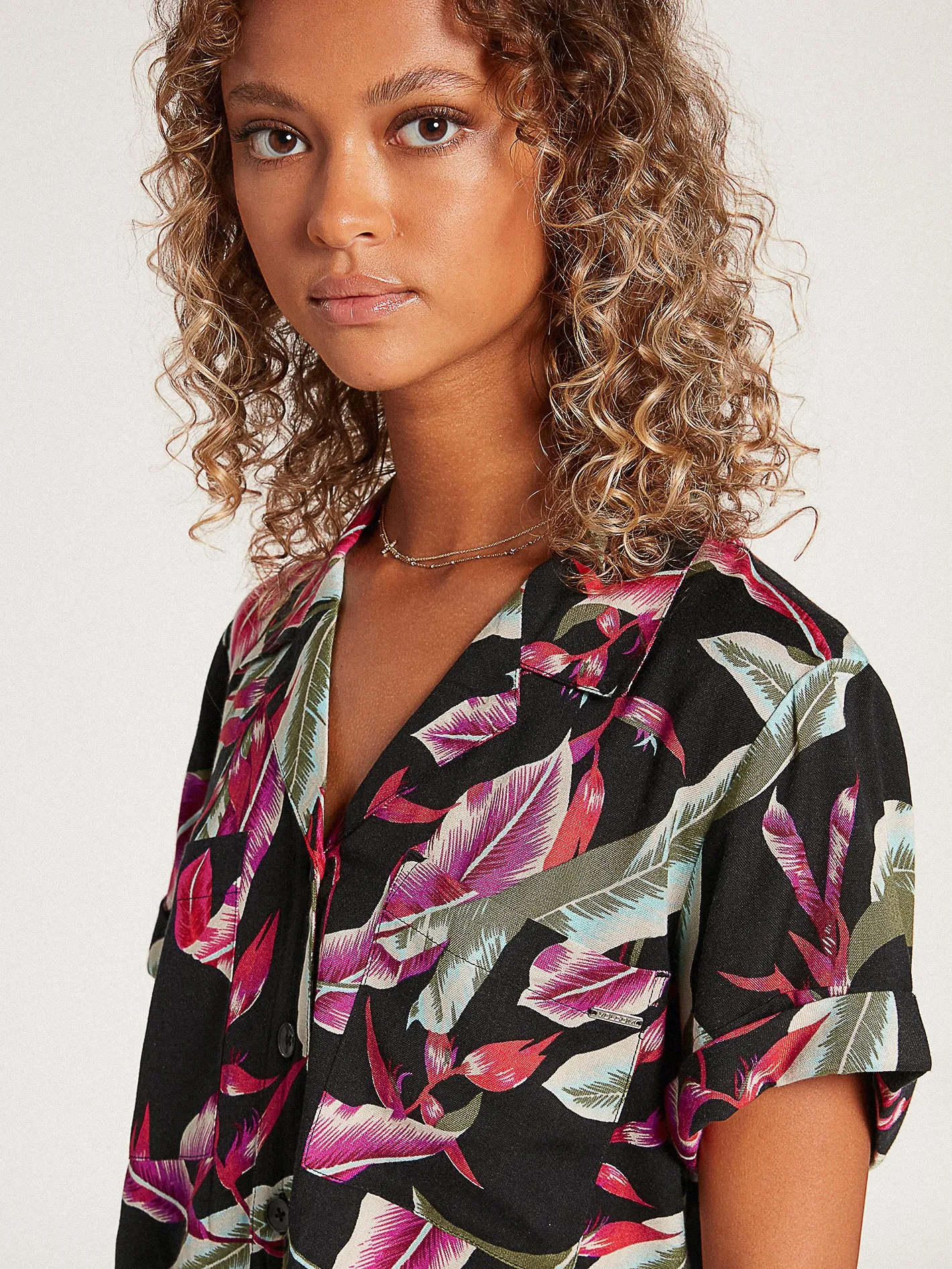 Can't Be Tamed Collared Short Sleeve Shirt - Black Combo