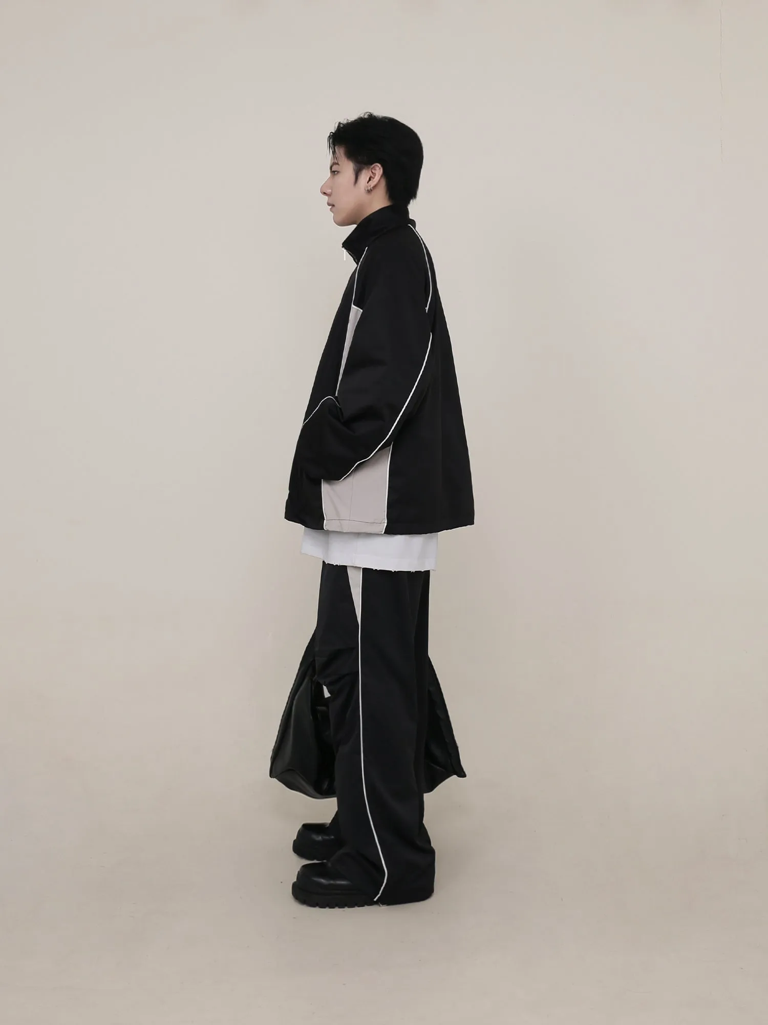 QS489A track pants