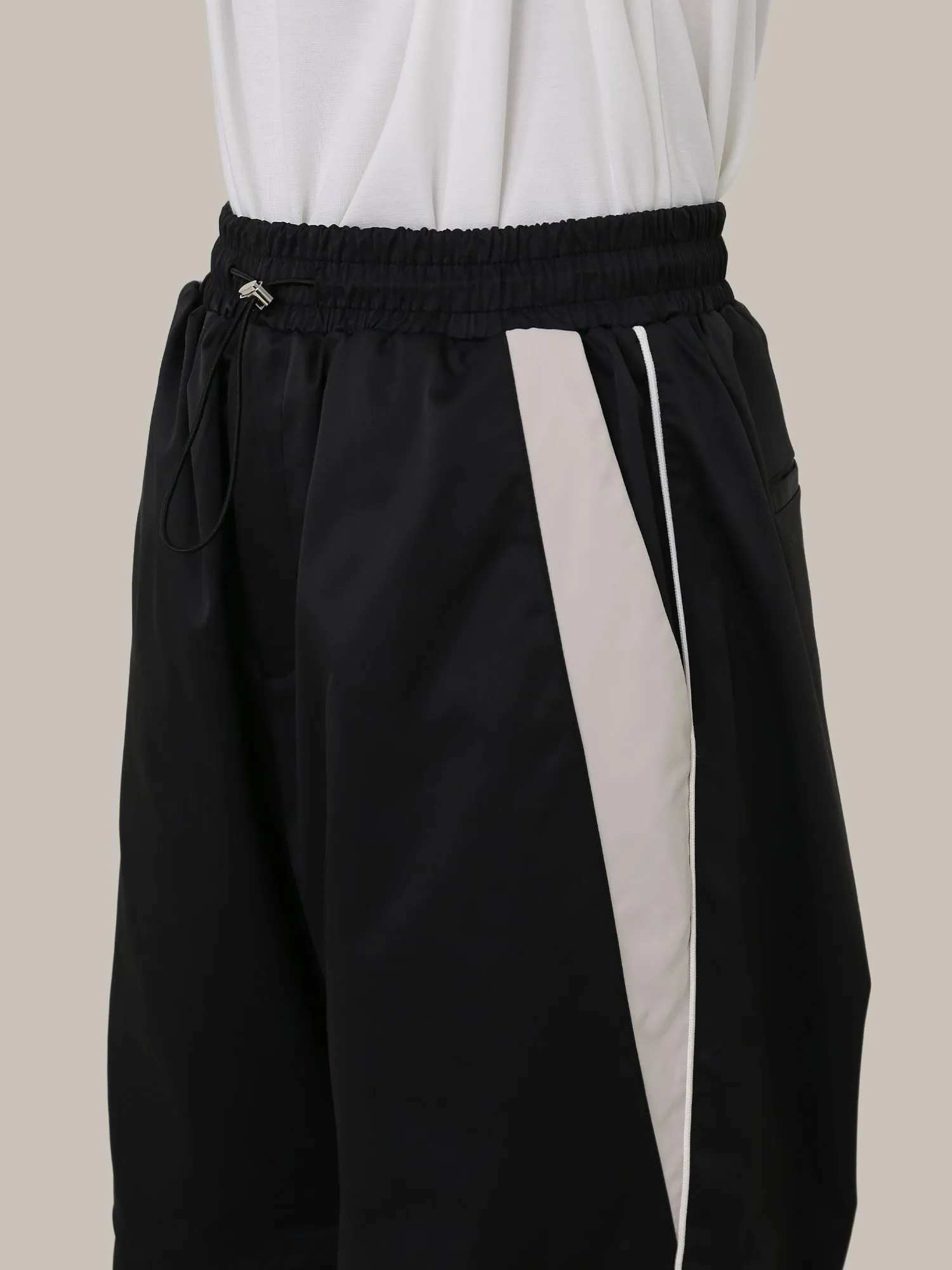 QS489A track pants